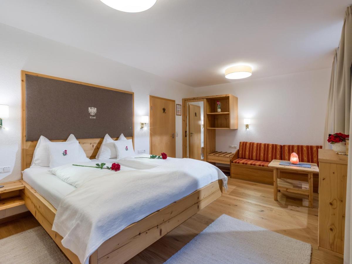 Gartenhotel Rosenhof Bei Kitzbuehel Оберндорф-ин-Тирол Екстериор снимка