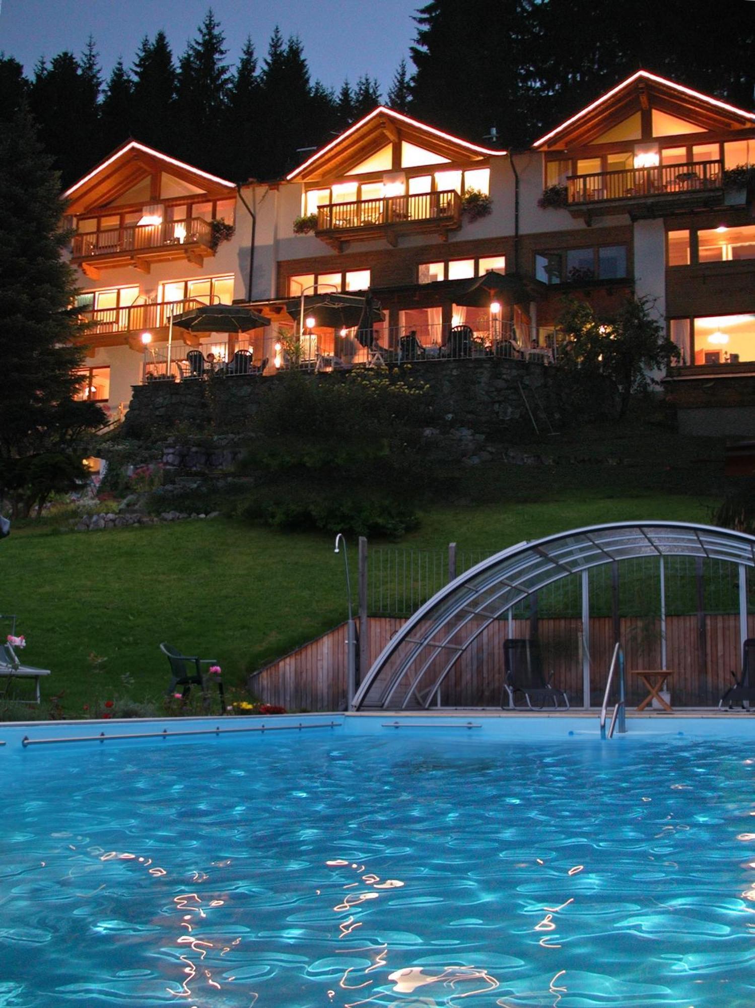 Gartenhotel Rosenhof Bei Kitzbuehel Оберндорф-ин-Тирол Екстериор снимка